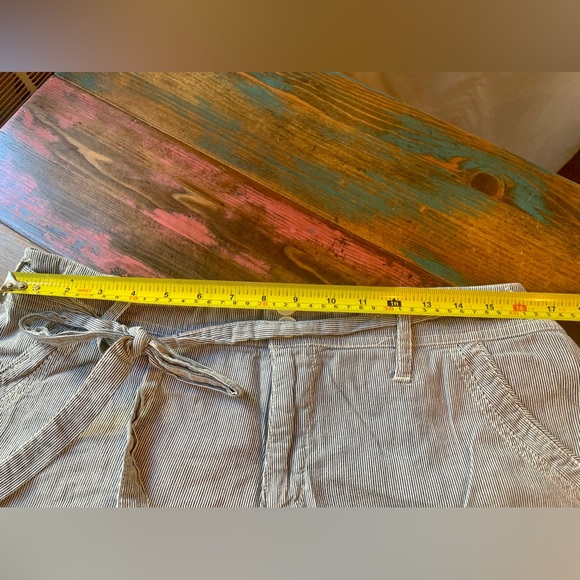 STRIPES SHORTS (14) - Picture 3 of 6